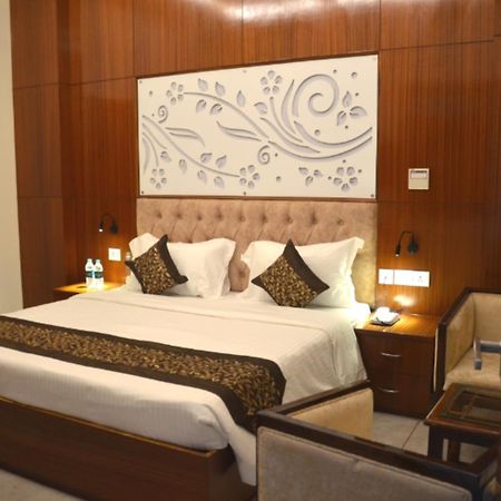 Fabhotel Roselle Inn Lucknow Exterior photo