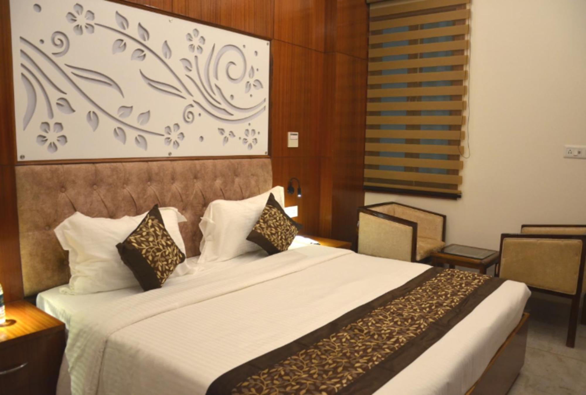 Fabhotel Roselle Inn Lucknow Exterior photo